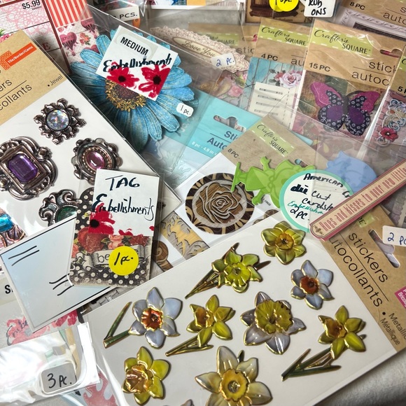 SUPER SCRAPBOOKING SAMPLER GIFT SET - Picture 3 of 16